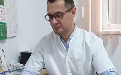 BUN VENIT la Spitalul Pelican, dr. Draghicioiu Horia, medic primar ortoped!