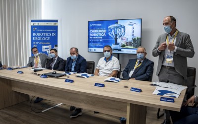 Primul curs si workshop de Robotica in Urologie din Romania: interventii chirurgicale vizionate 3D, in cadrul LIVE SURGERY&Robotic DRY LAB TRAINING