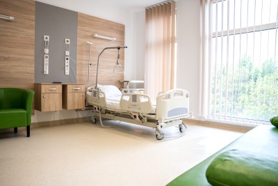 OBSTETRICĂ-GINECOLOGIE: Pachete naștere la Spitalul Pelican Oradea