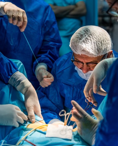 Profesorul dr. BUMBU GHEORGHE se alatura echipei SPITALULUI PELICAN Oradea