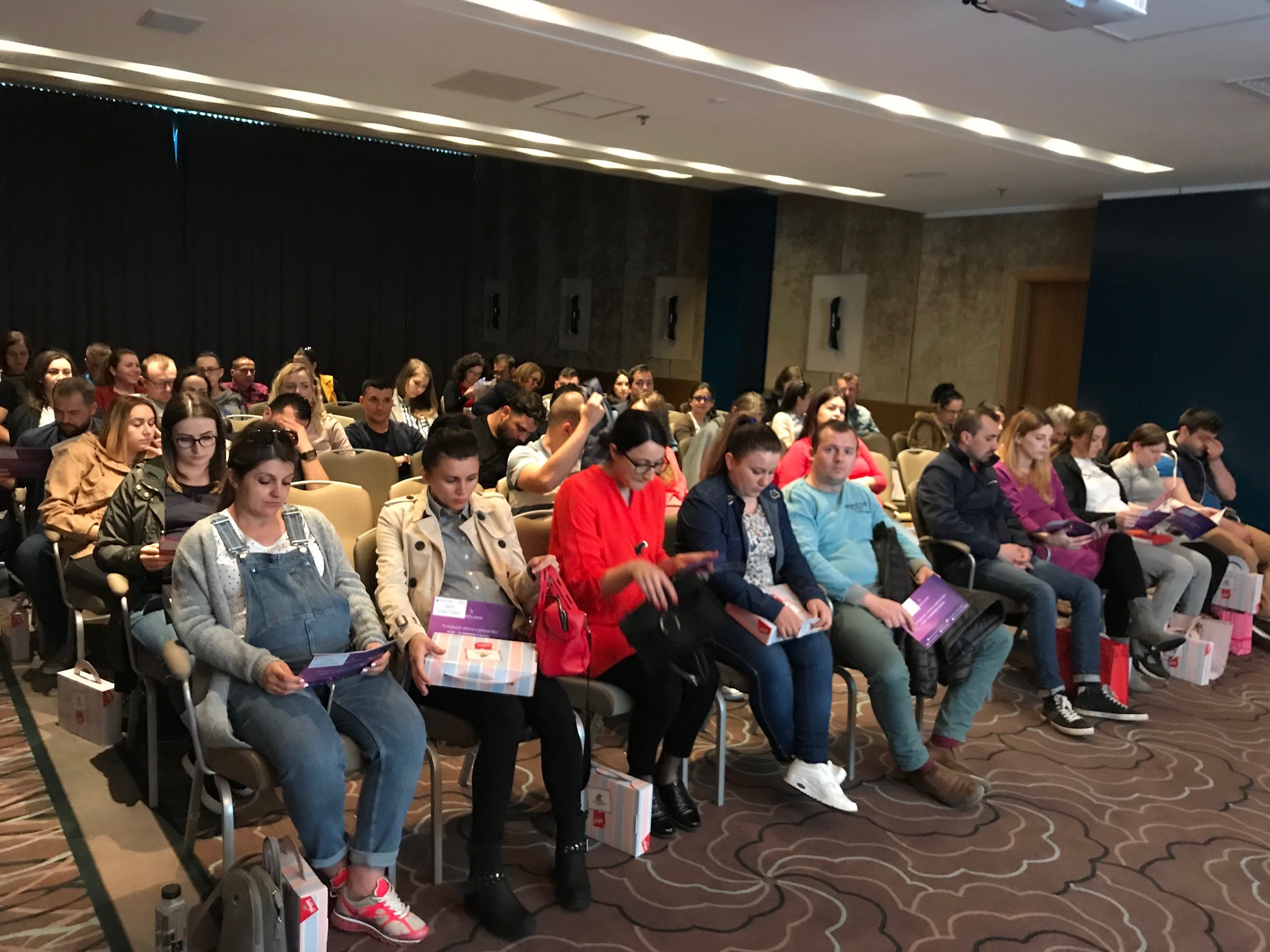 Va invitam la Scoala mamei!